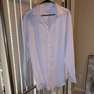 Calvin Klein Men's Crisp White Dress Shirt